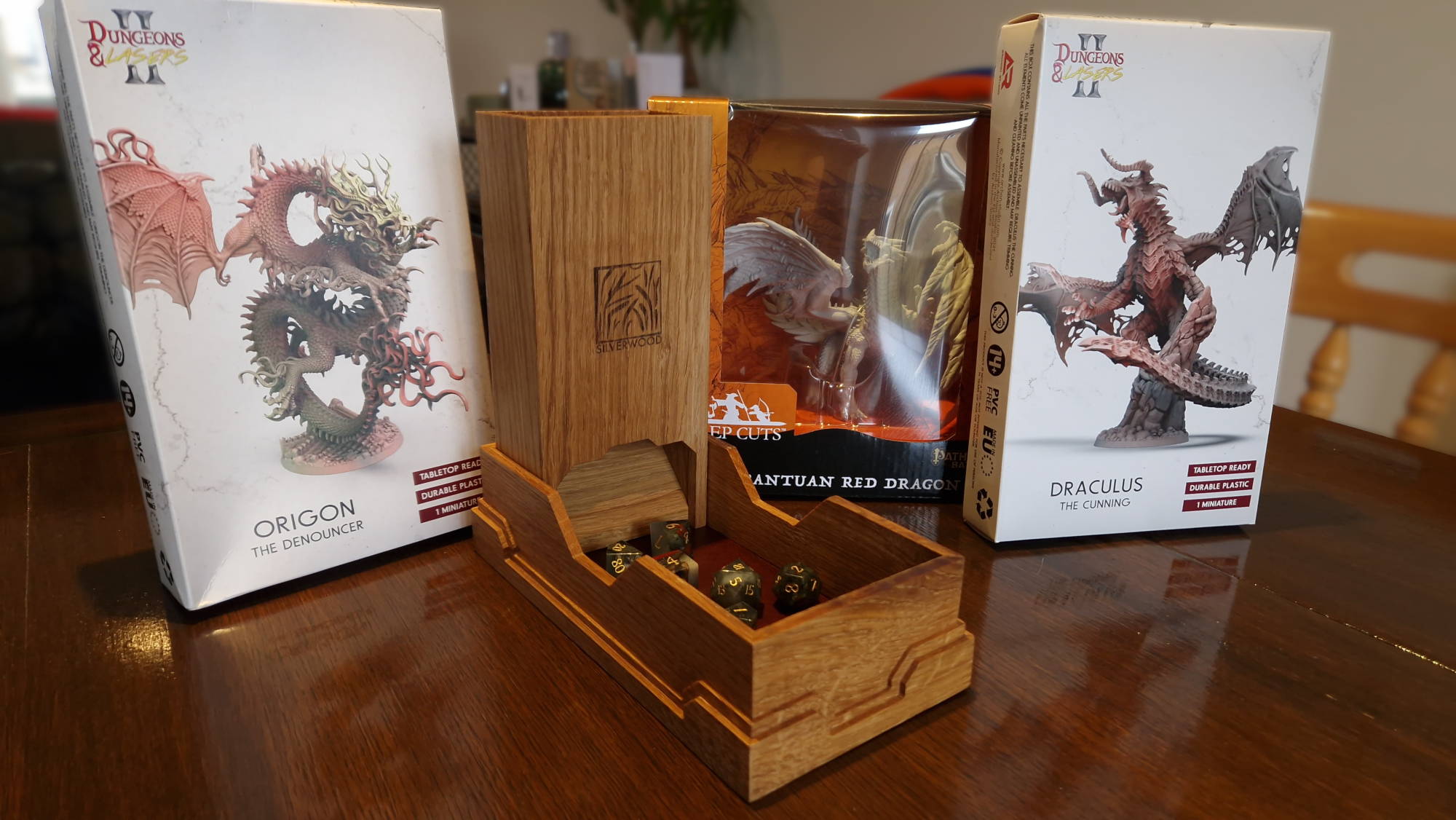 DND Dice Tower UK and Dragon miniatures