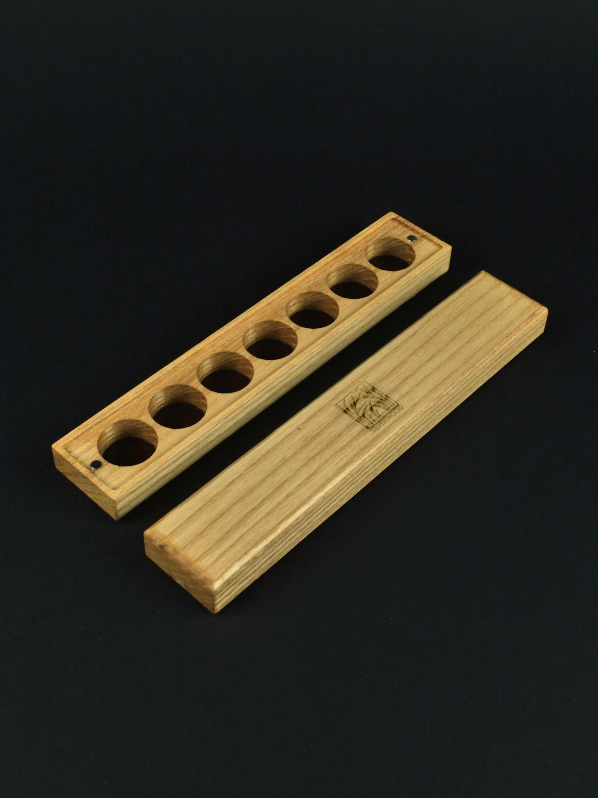 DVA_Ash_Open_one_side_no dice_3-4_2 Dice Vault Artisan Ash