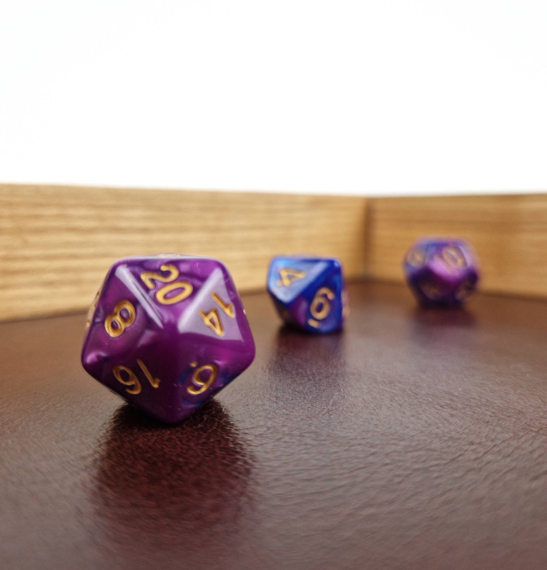 Gaming Dice Tray - Ash Artisan - Interior view with dice