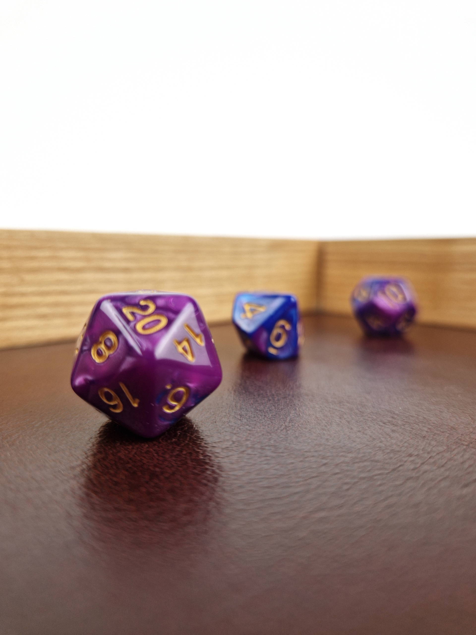 Gaming Dice Tray - Ash Artisan - Interior view with dice